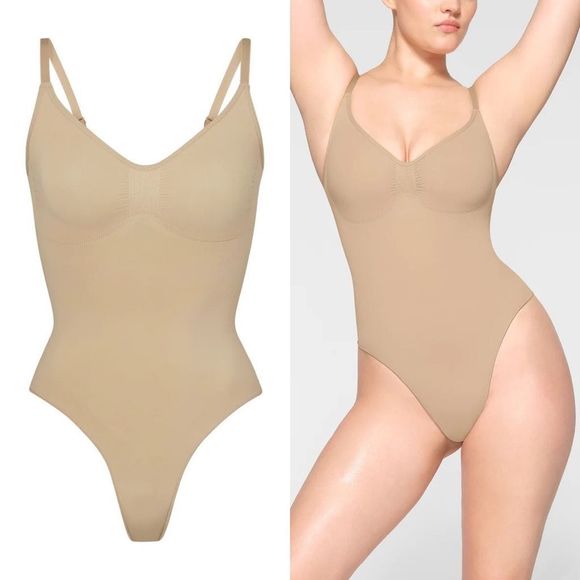 SKIMS Other - SKIMS Sculpting thong bodysuit Size S/M $68